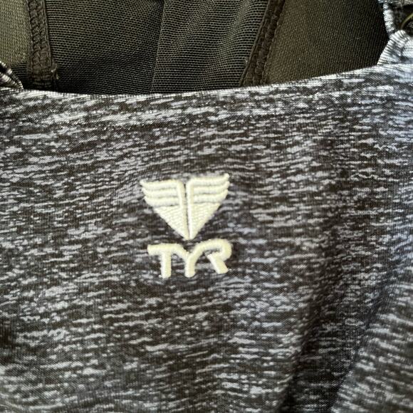 TYR One Piece Swimsuit Size 6 - Picture 8 of 10